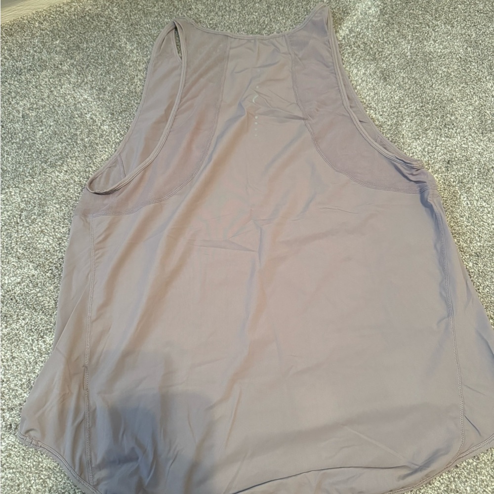 Tank - Picture 2 of 2